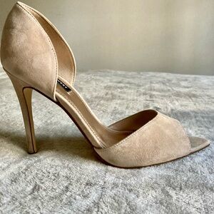 Nine West Tan High Heel Pumps 9.5 M